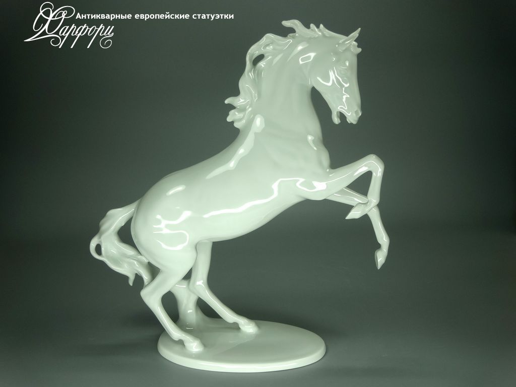 Купить фарфоровые статуэтки Alka Kunst, Конь на дыбах, Германия